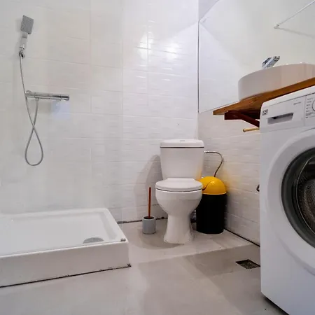 Xcentral 4-bedroom Near Old Town Lägenhet Bukarest