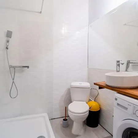 Lejlighed Xcentral 4-bedroom Near Old Town Bukarest