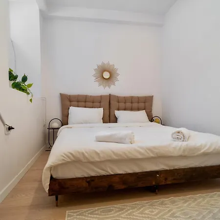 Apartmán Xcentral 4-bedroom Near Old Town Bukurešť