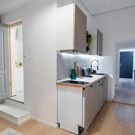 Xcentral 4-bedroom Near Old Town Apartmán